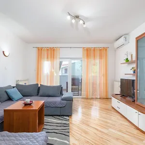  Apartament Lora Chorwacja